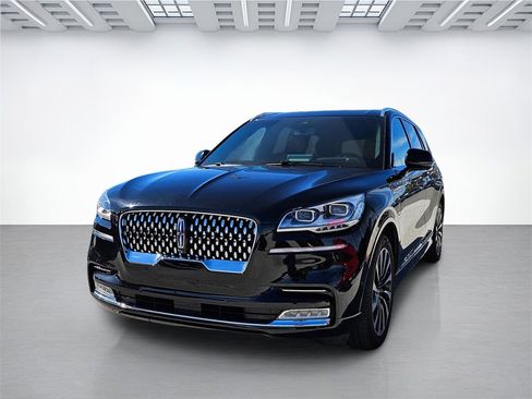 Used 2023 Lincoln Aviator Black Label Grand Touring image 9