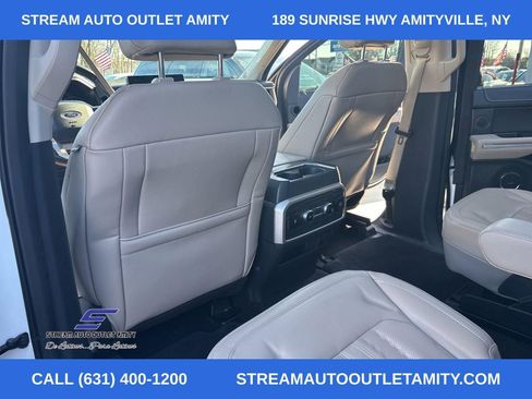Used 2022 Ford Expedition Max Limited image 26