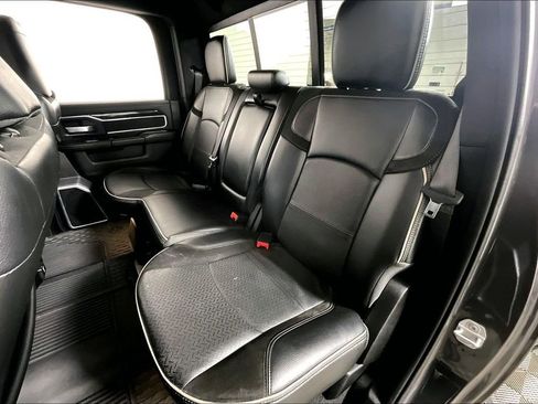 Used 2022 RAM 3500 Laramie w/ Night Edition image 26