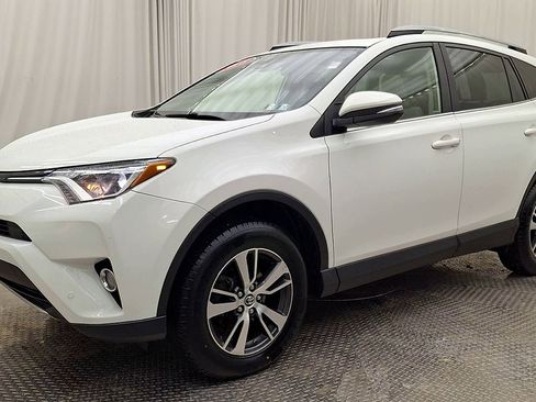 Used 2018 Toyota RAV4 XLE image 7