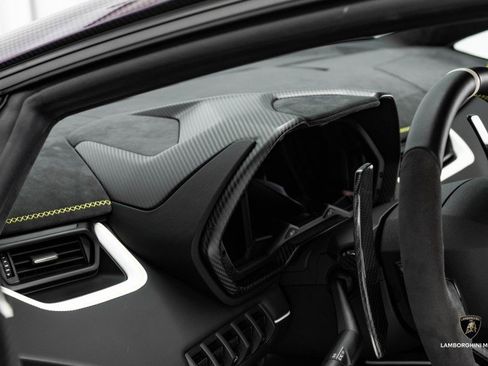 Used 2020 Lamborghini Sian Coupe image 54