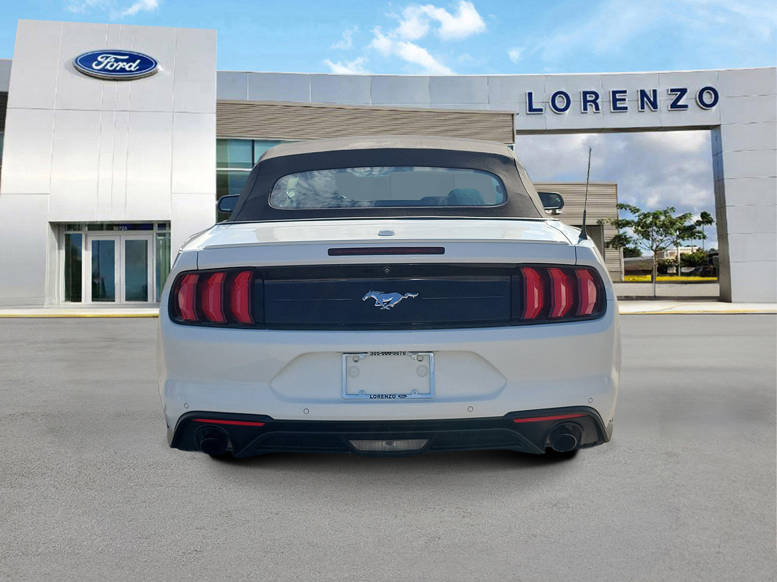 Used 2022 Ford Mustang Premium RWD image 6
