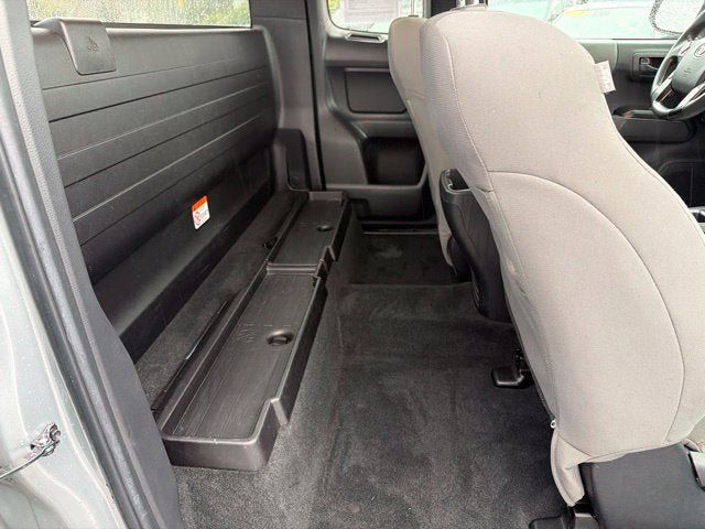 Used 2023 Toyota Tacoma SR RWD image 22