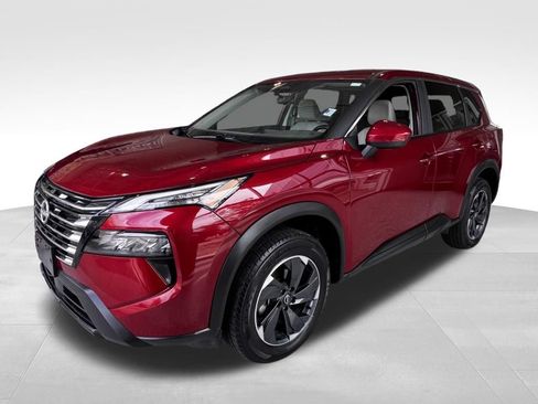 Used 2025 Nissan Rogue SV AWD/4WD image 3