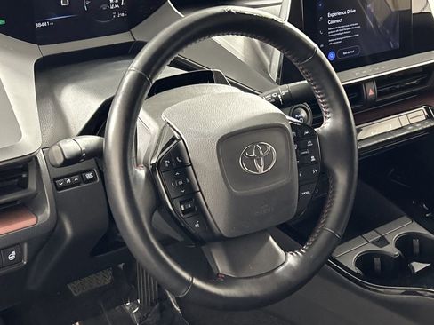 Used 2023 Toyota Prius Prime SE image 13