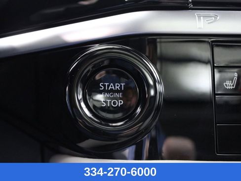 New 2026 Nissan Pathfinder SL image 10