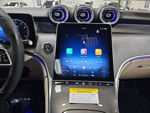 New 2026 Mercedes-Benz GLC 300 image 21