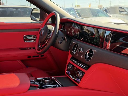 Used 2024 Rolls-Royce Ghost image 43