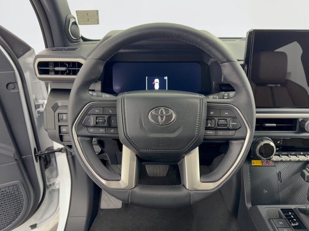 Used 2026 Toyota 4Runner Limited AWD/4WD image 10