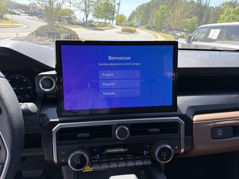 Used 2025 Toyota 4Runner Limited image 28