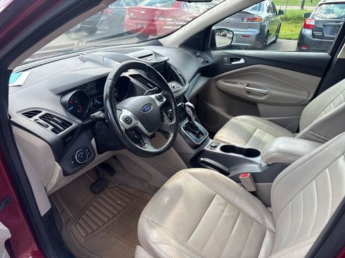 Used 2014 Ford Escape SE w/ Equipment Group 201A AWD/4WD image 9