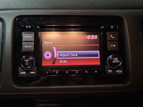 Used 2022 Honda HR-V LX image 27