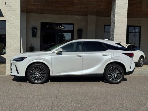 Used 2023 Lexus RX 350 FWD w/ Cold Area Package image 6