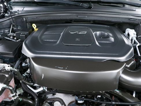 Used 2021 Jeep Grand Cherokee Laredo X AWD/4WD image 30