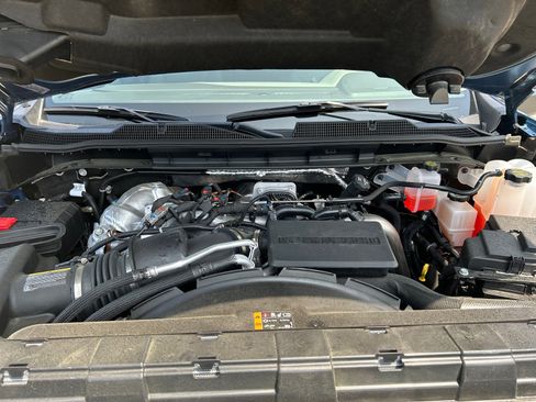 New 2026 Chevrolet Silverado 2500 LTZ w/ LTZ Convenience Package AWD/4WD image 8