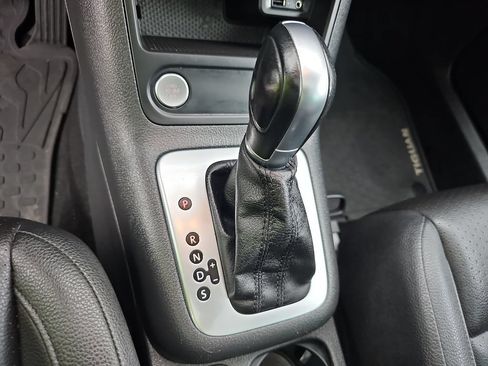 Used 2017 Volkswagen Tiguan Wolfsburg Edition FWD image 20