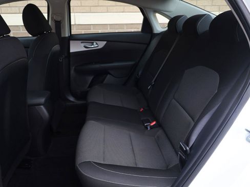 Used 2024 Kia Forte LXS FWD image 18
