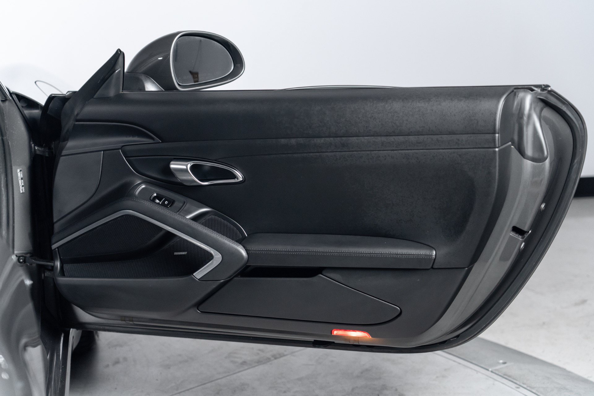 Used 2012 Porsche 911 Carrera RWD image 22