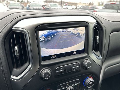 Used 2021 Chevrolet Silverado 1500 LT Trail Boss w/ Bed Protection Package image 17