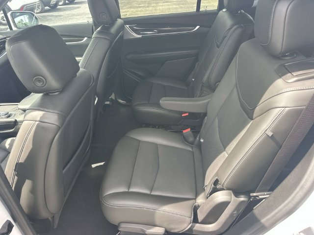 Certified 2024 Cadillac XT6 Sport AWD/4WD image 12