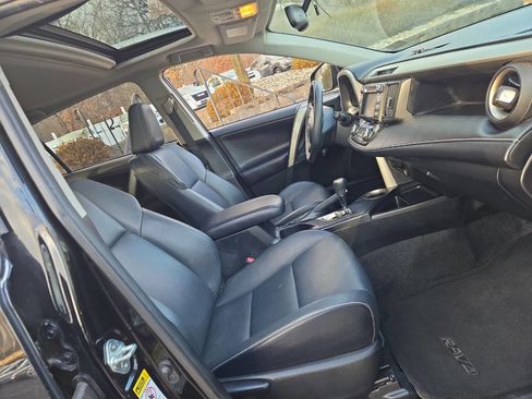 Used 2013 Toyota RAV4 Limited image 22
