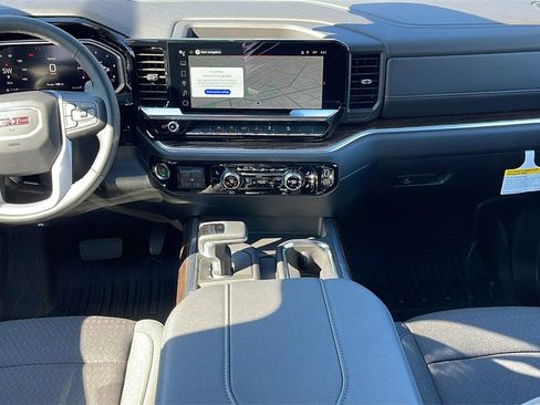 New 2026 GMC Sierra 1500 Elevation image 15