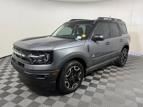 Used 2021 Ford Bronco Sport Outer Banks AWD/4WD image 3