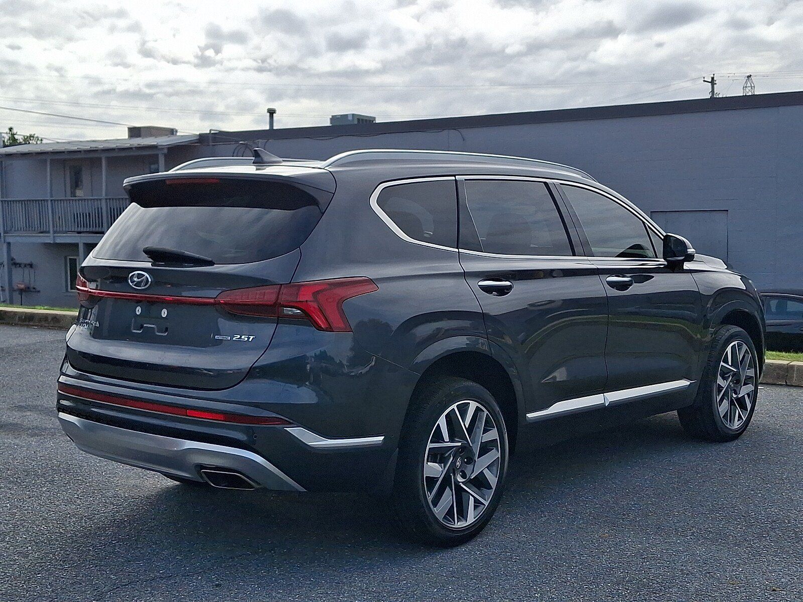 Certified 2023 Hyundai Santa Fe Calligraphy w/ Cargo Package AWD/4WD image 5