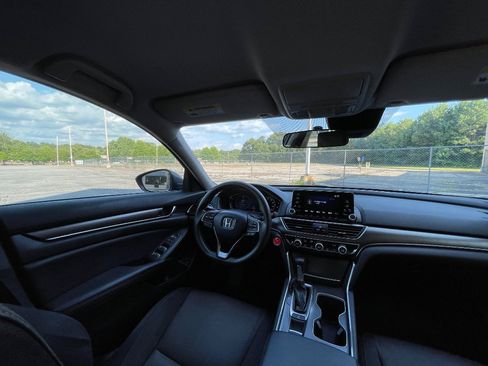 Used 2020 Honda Accord LX image 28
