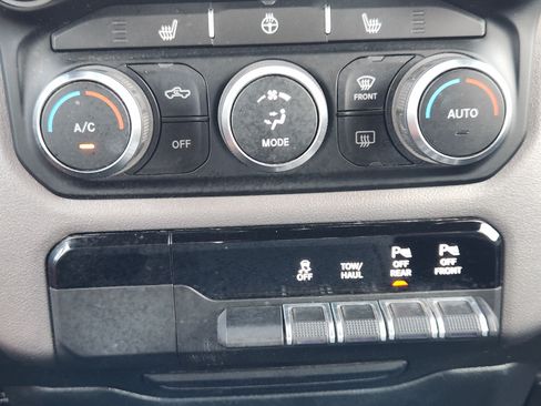 Used 2023 RAM 1500 Big Horn AWD/4WD image 21