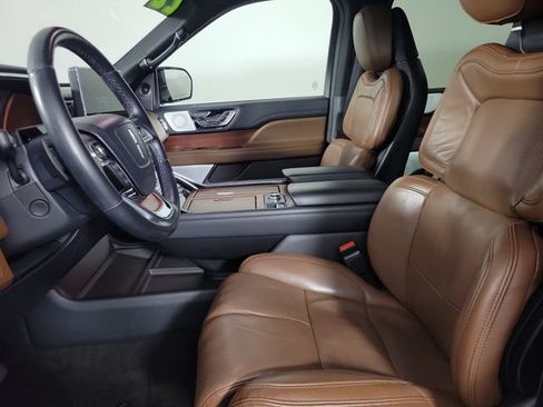 Used 2022 Lincoln Navigator L Reserve RWD image 19