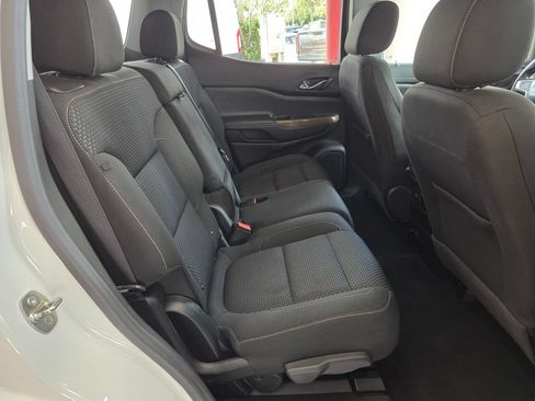 Used 2021 GMC Acadia SLE w/ Driver Convenience Package AWD/4WD image 14