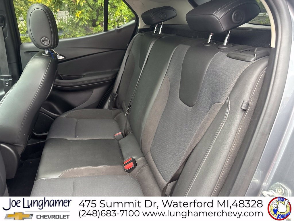 Used 2020 Buick Encore GX Preferred w/ Cold Weather Comfort Package FWD image 13