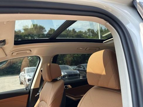 Certified 2025 BMW X7 xDrive40i w/ Premium Package AWD/4WD image 28