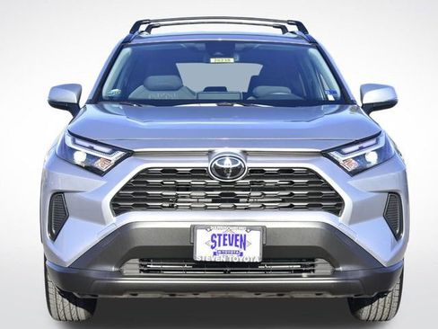 New 2025 Toyota RAV4 XLE image 4