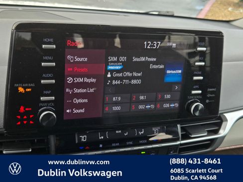 Used 2024 Toyota Sienna XLE image 16