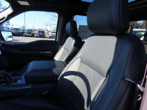 New 2026 Ford F150 Lariat w/ Equipment Group 501A Mid image 19