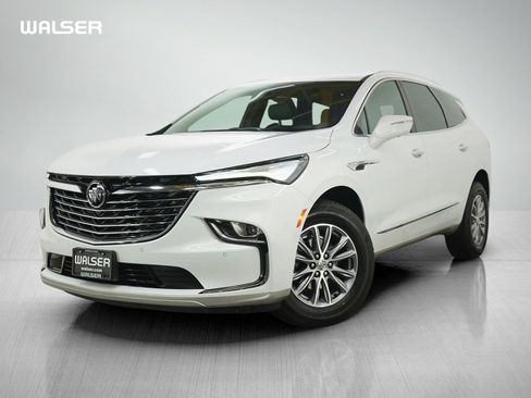 Used 2023 Buick Enclave Essence w/ Sound and Sites Package AWD/4WD image 1