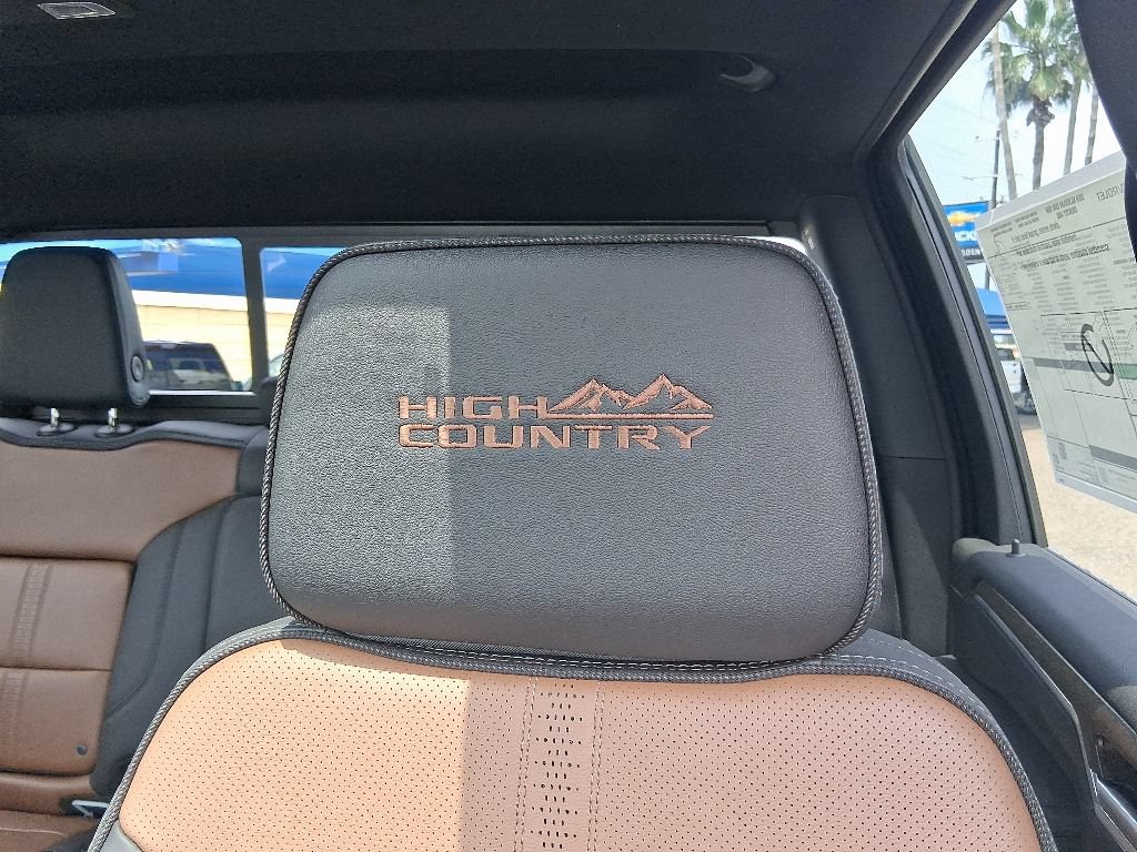 New 2026 Chevrolet Silverado 2500 High Country w/ High Country Premium Package AWD/4WD image 19
