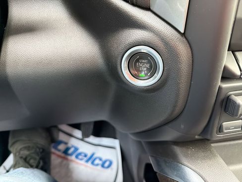 Used 2021 Chevrolet Silverado 1500 LT Trail Boss image 16