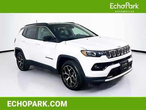 Used 2025 Jeep Compass Limited image 1