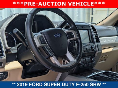 Used 2019 Ford F250 Lariat w/ Lariat Value Package AWD/4WD image 22