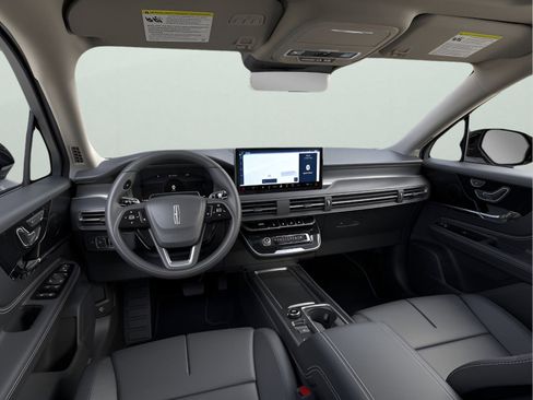 New 2026 Lincoln Corsair Premiere image 9