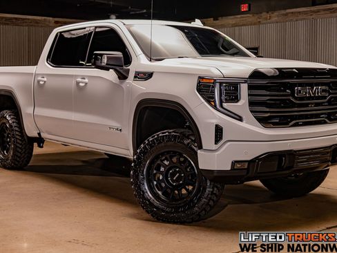 Used 2025 GMC Sierra 1500 AT4 w/ Technology Package image 1