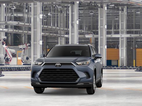 New 2026 Toyota Grand Highlander XLE FWD image 18