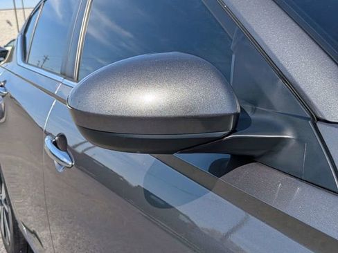 Used 2022 Nissan Altima 2.5 SV image 11