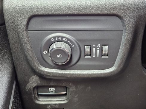 New 2026 Jeep Grand Cherokee L Limited image 21