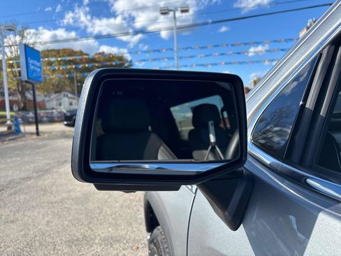 Used 2025 GMC Sierra 1500 Denali image 15