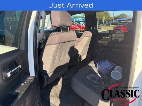 Used 2020 Chevrolet Silverado 1500 LT w/ Texas Edition image 11