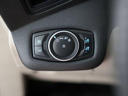 Used 2018 Ford Escape SE image 46